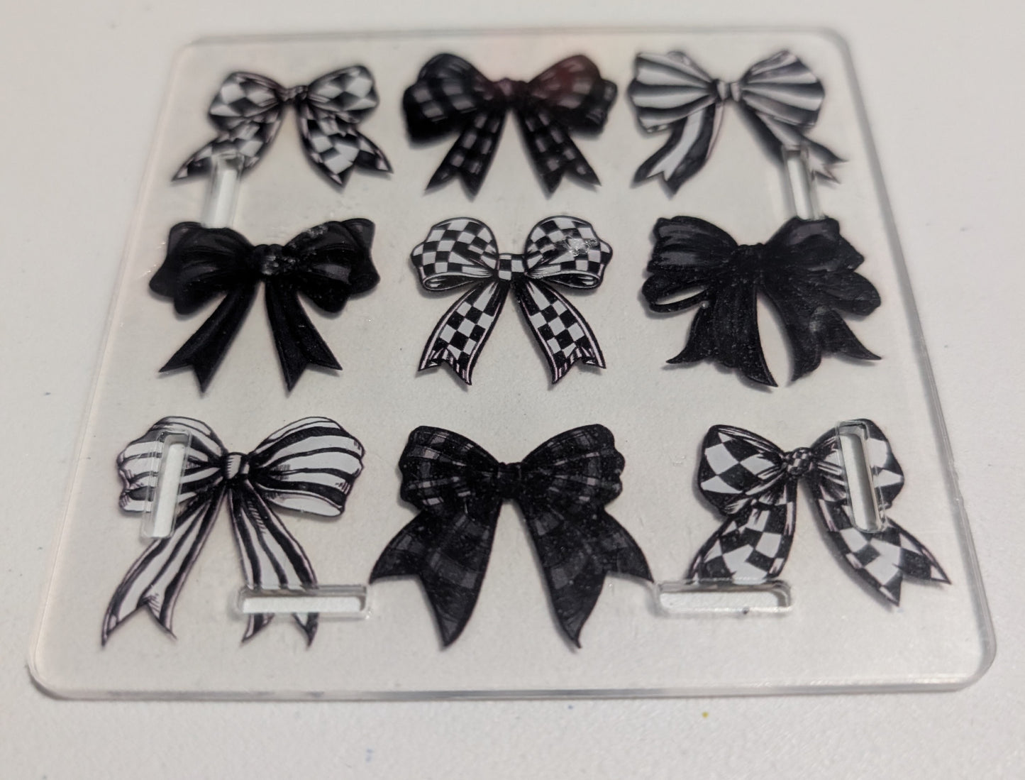Black & White Bow Board Pen Box