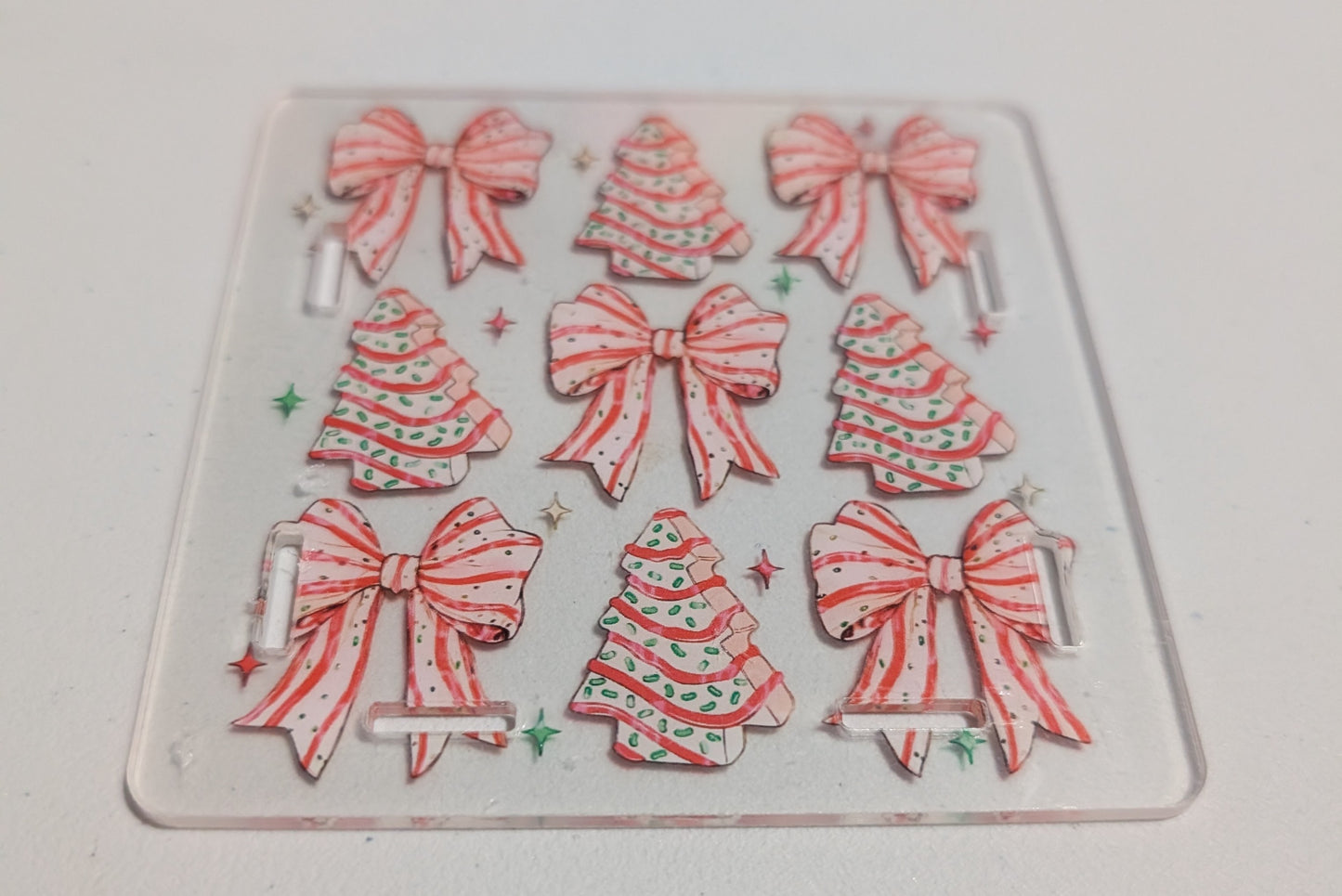 Little Debbie Snack Trees w/Bow Grid Pen Box